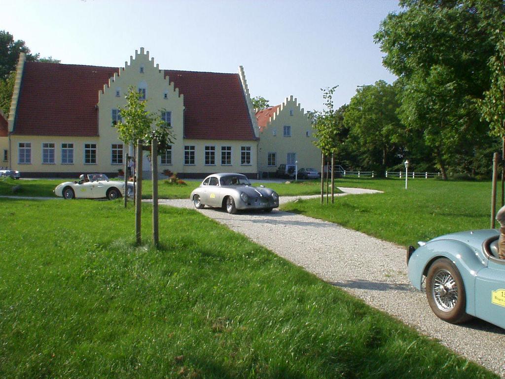 Boutique Hotel Gut Tribbevitz Neuenkirchen auf Rugen Экстерьер фото